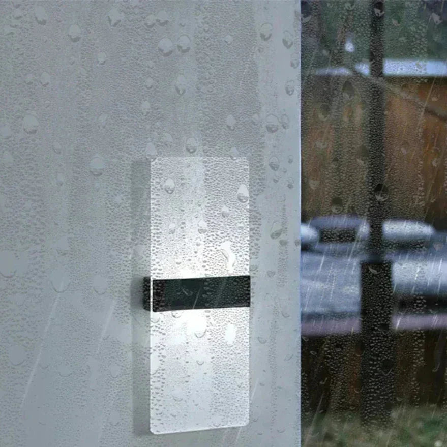 Solar Wall Lamp for Outdoor Use - Waterproof, Energy-Efficient Lighting