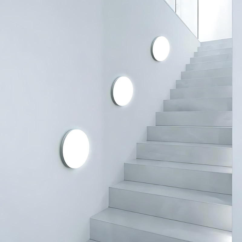 Moisture-Resistant Outdoor LED Wall Light with Modern Design for Home