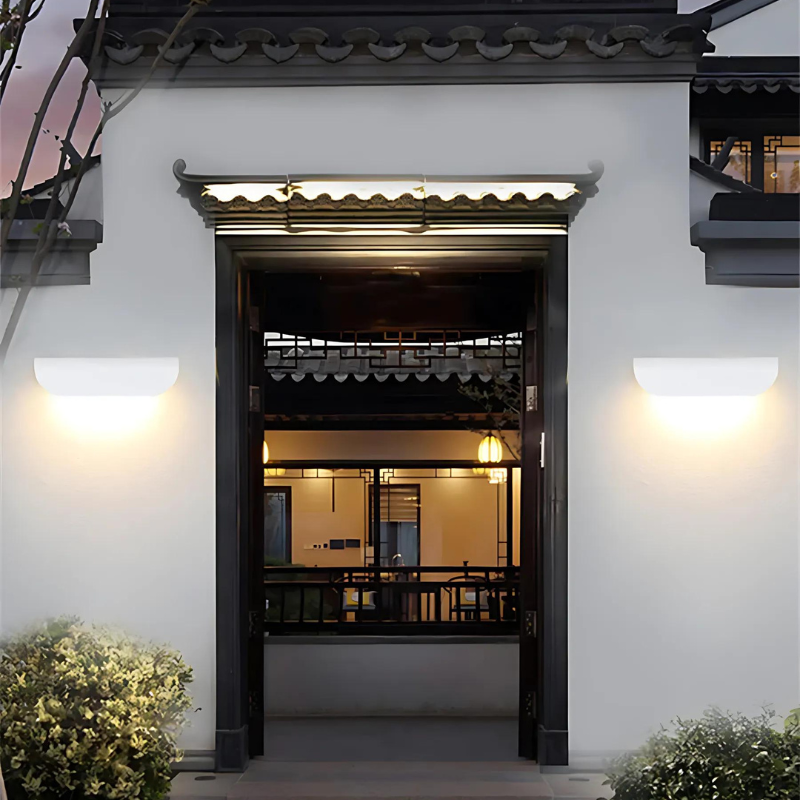 Waterproof LED Wall Light for Outdoor Terrace and Garden Lighting