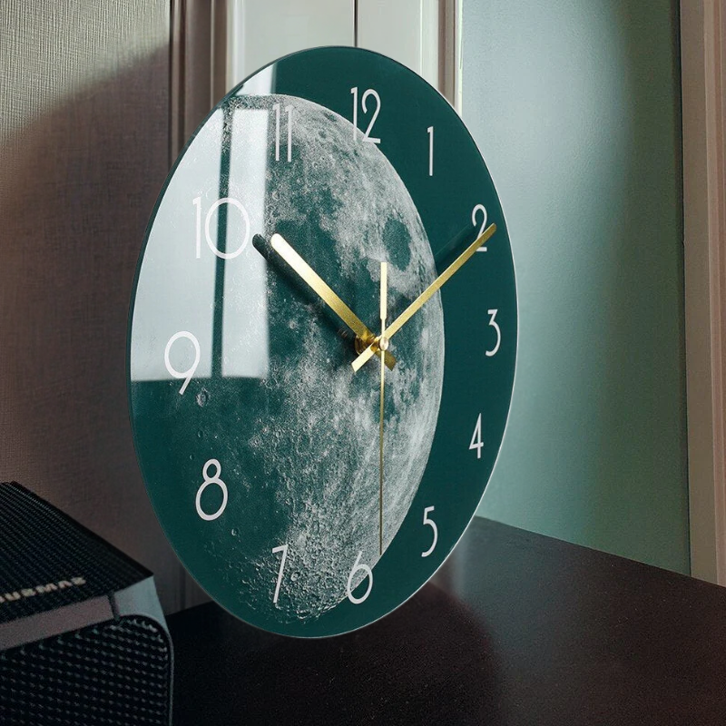 Stylish Artistic Wall Clock for Home and Office Décor, Modern Design