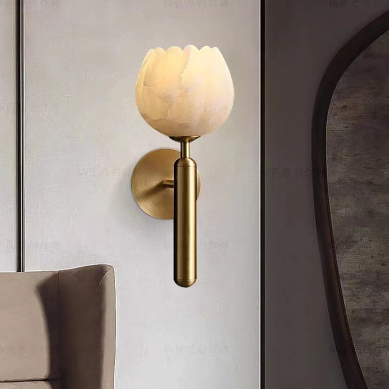 Floral Wall Light for Home Decor - Elegant Design for Living Spaces