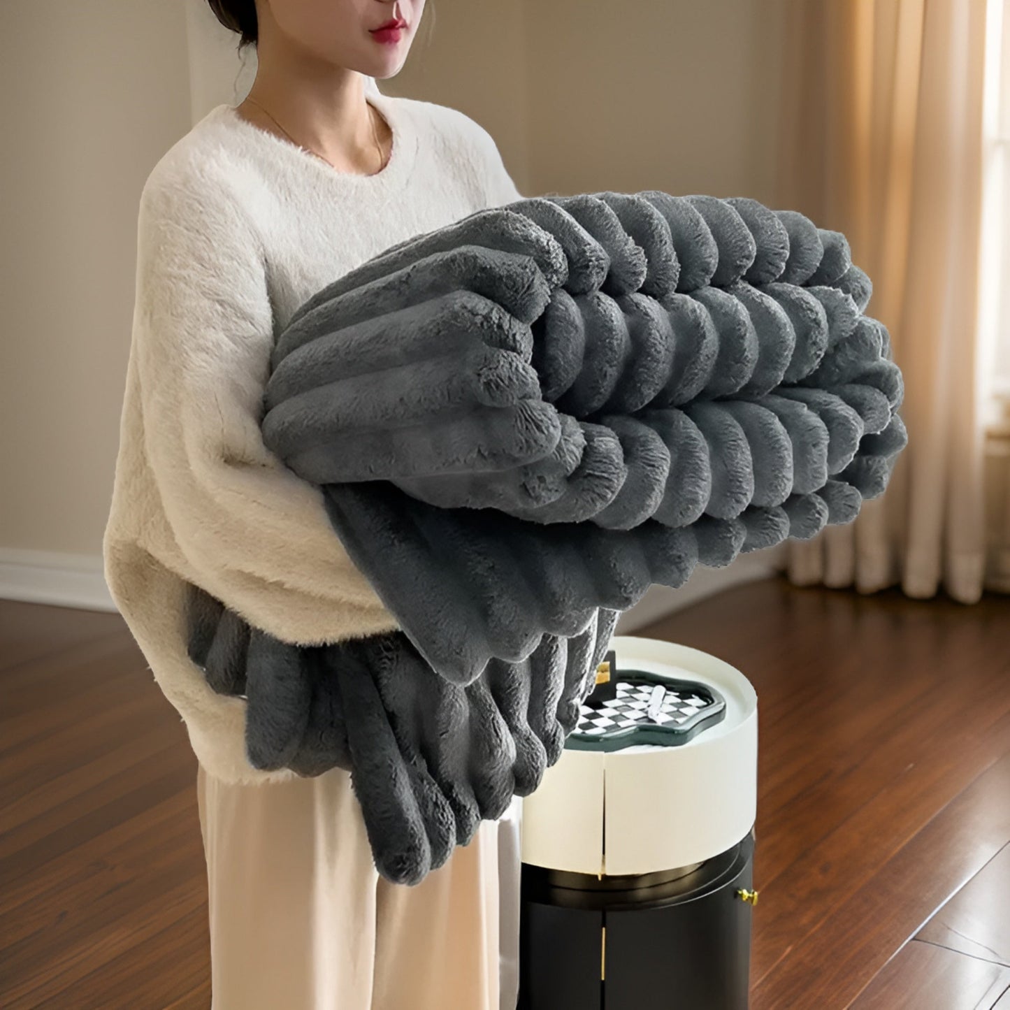 Fleece Blanket for Cozy Comfort in Living Room and Home Use