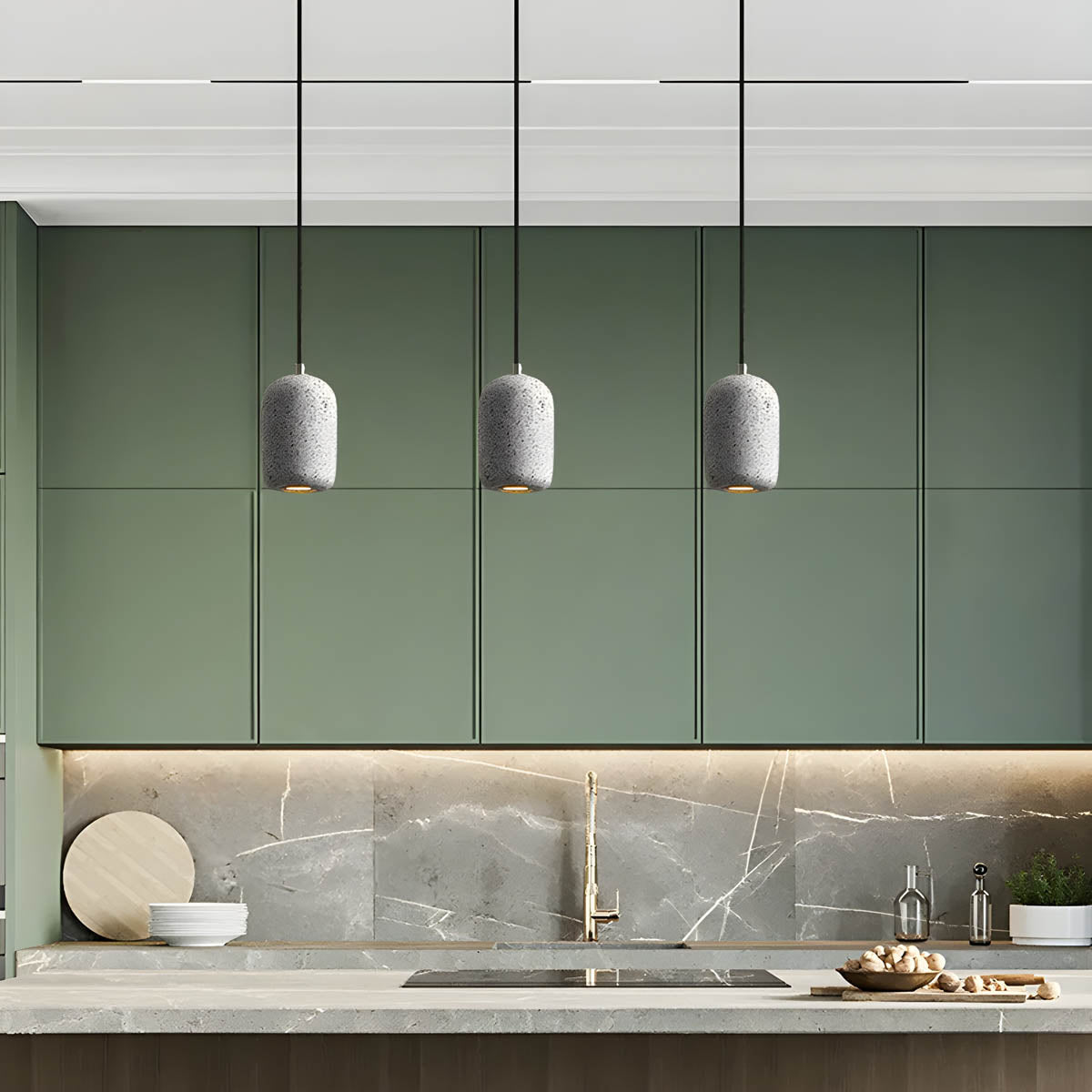 Industrial Pendant Light with Robust Design for Home and Office Use