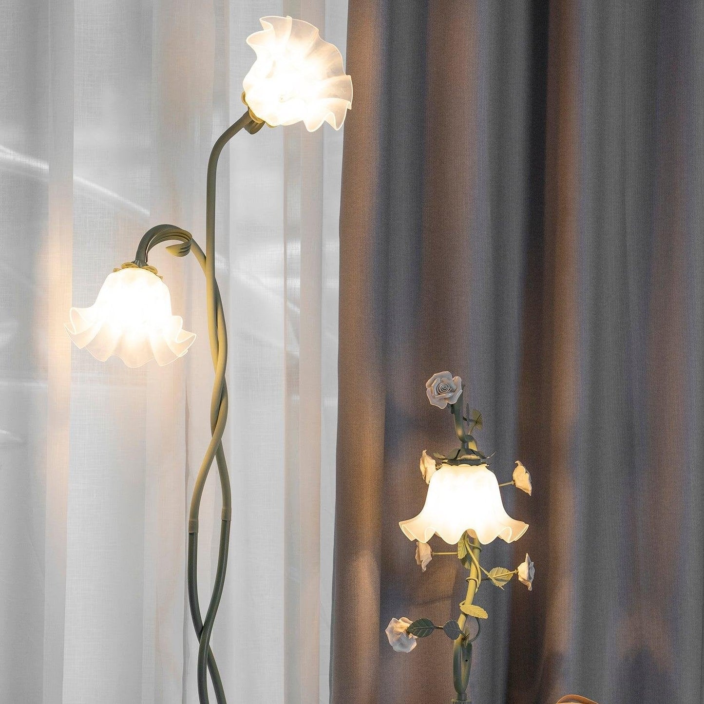 Stylish Floor Lamp for Home Office with Soft Ambient Lighting