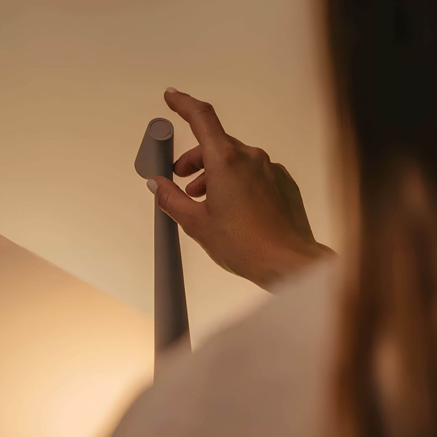 Dimmable LED Reading Lamp for Home Office - Stylish & Adjustable Light