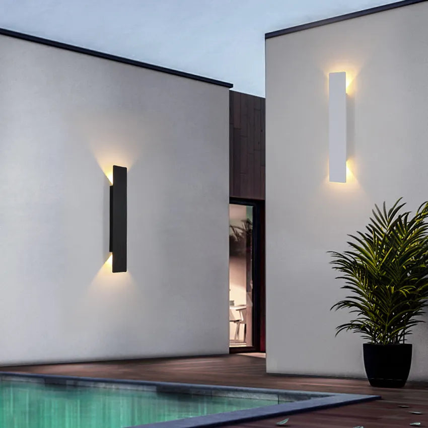 Aluminium Outdoor Wall Light for Home and Garden Illumination