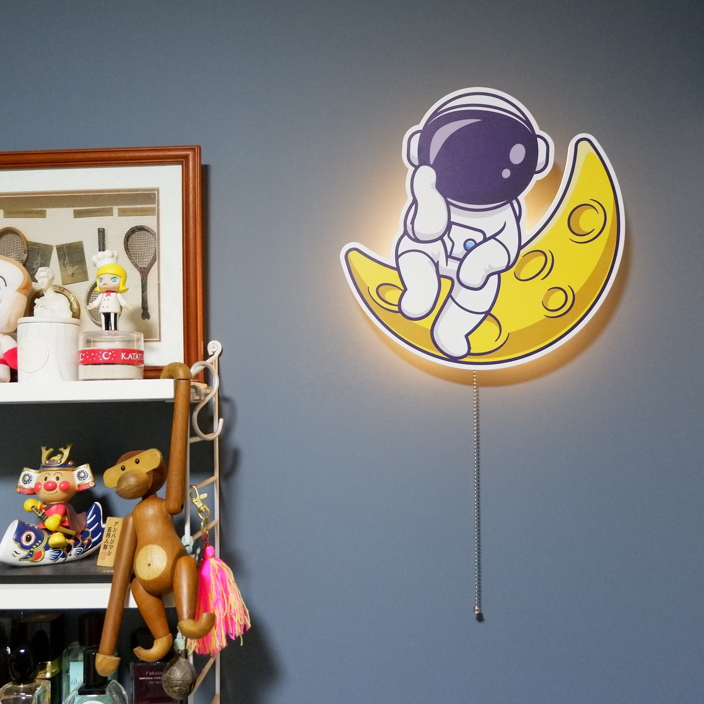 Space-Themed Telescope Wall Lamp for Kids' Rooms and Nurseries