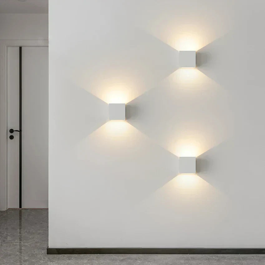 Modern Wall Lamp for Home and Office - Elegant Design for Stylish Spaces