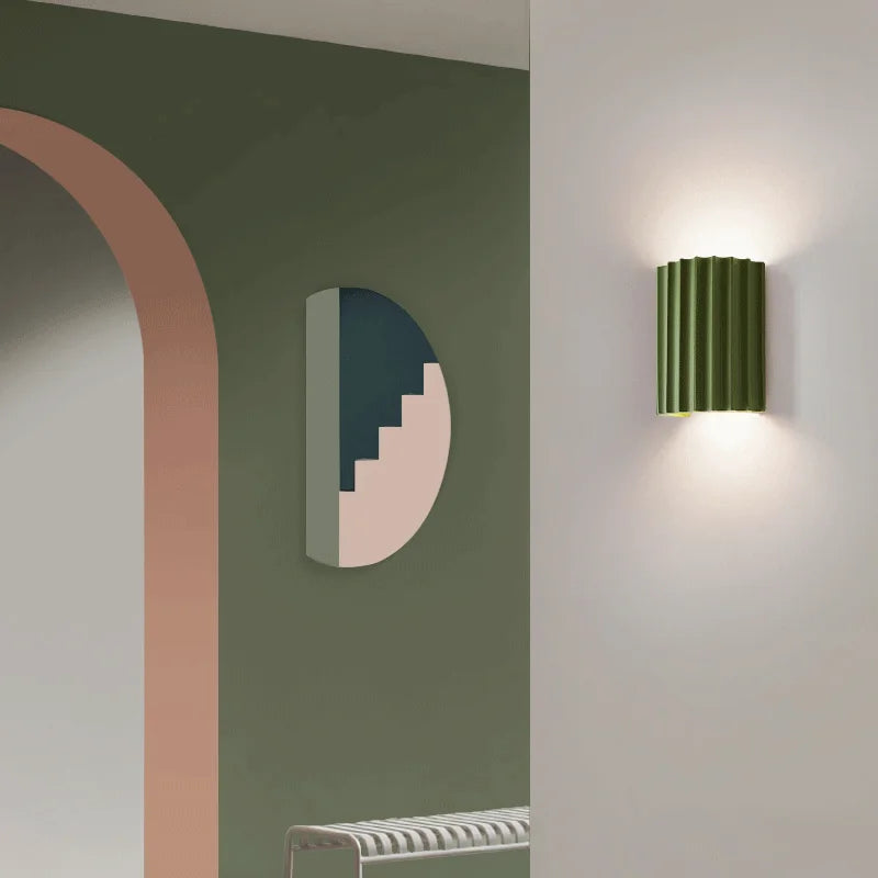 Resin Wall Sconce for Contemporary Home Decor - Stylish Lighting Fixture