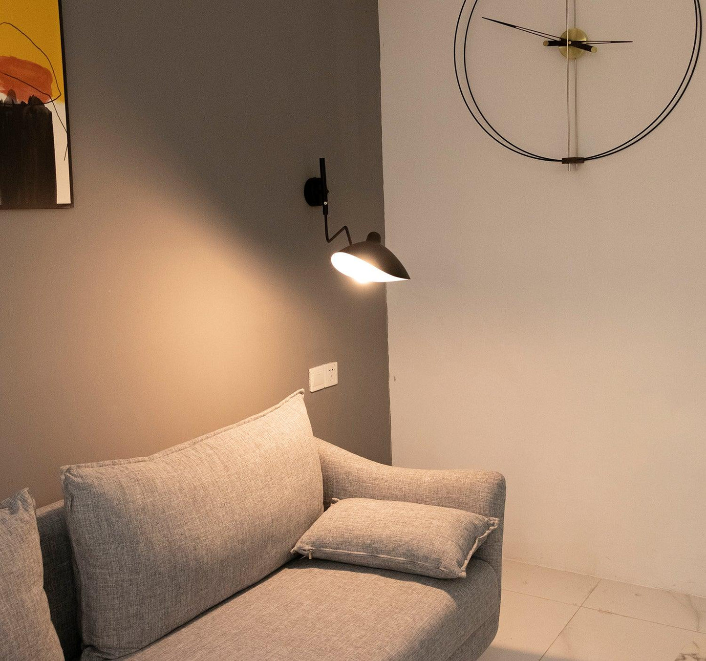 Modern Wall Lamp for Home Decor - Elegant Design for Living Spaces