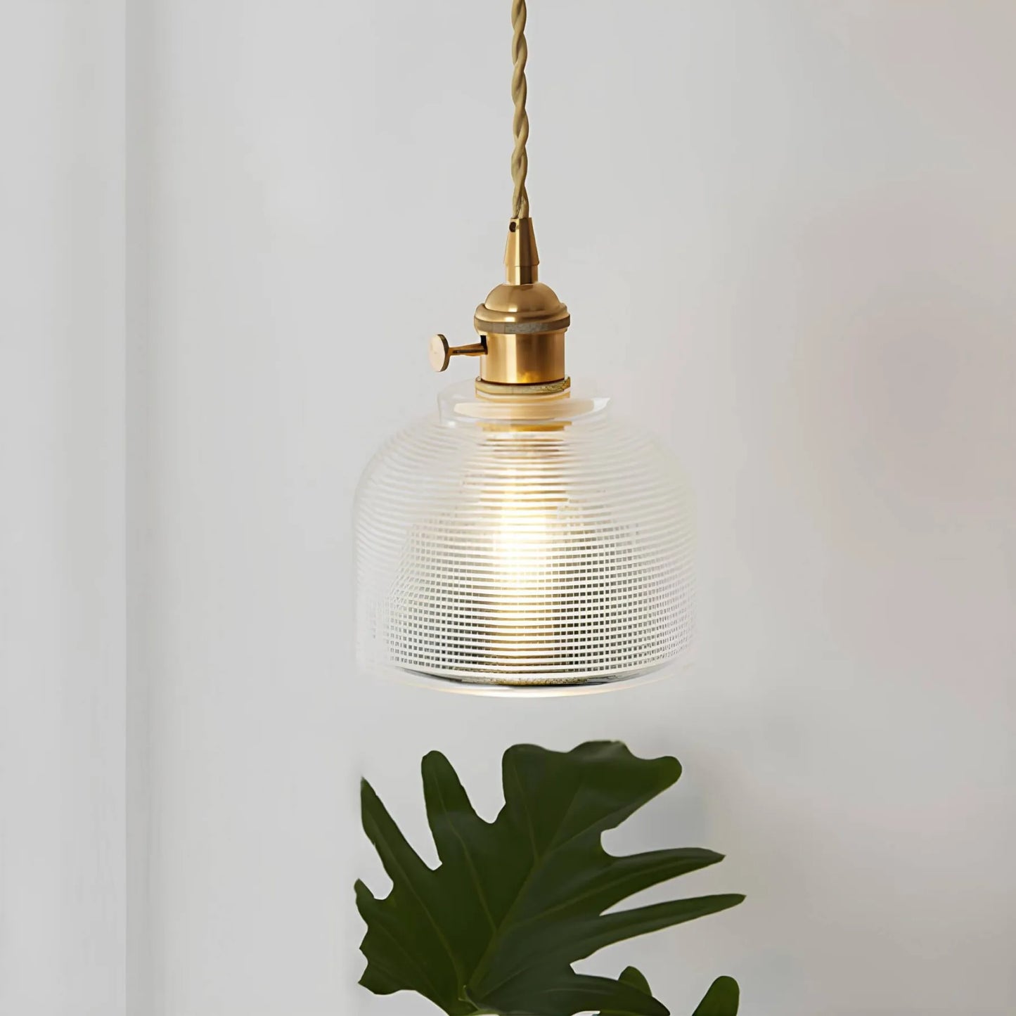 Stylish Pendant Light for Cozy Home Spaces | Modern Design & Warm Ambiance