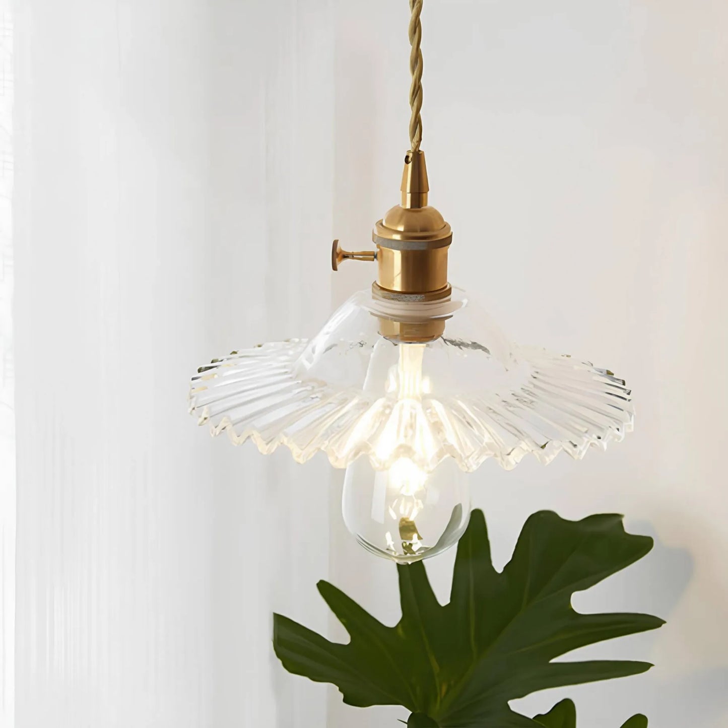 Stylish Pendant Light for Cozy Home Spaces | Modern Design & Warm Ambiance