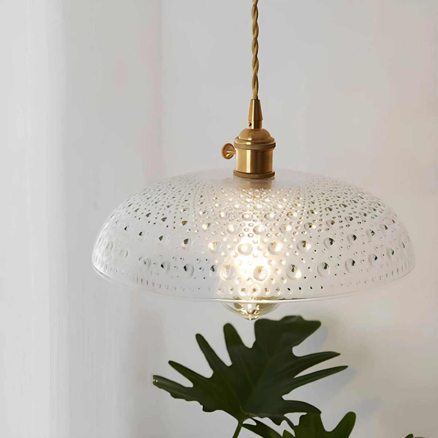 Stylish Pendant Light for Cozy Home Spaces | Modern Design & Warm Ambiance