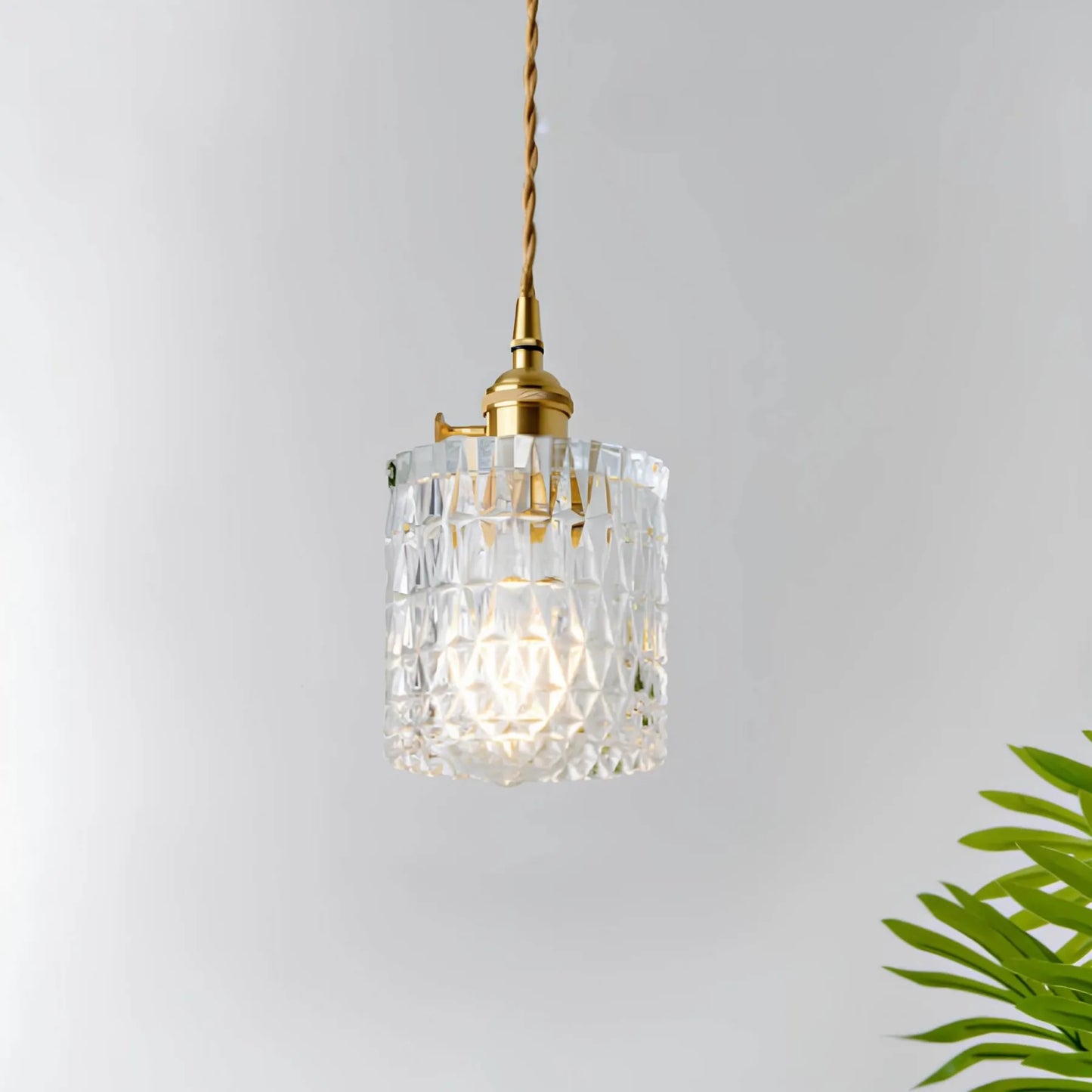 Stylish Pendant Light for Cozy Home Spaces | Modern Design & Warm Ambiance