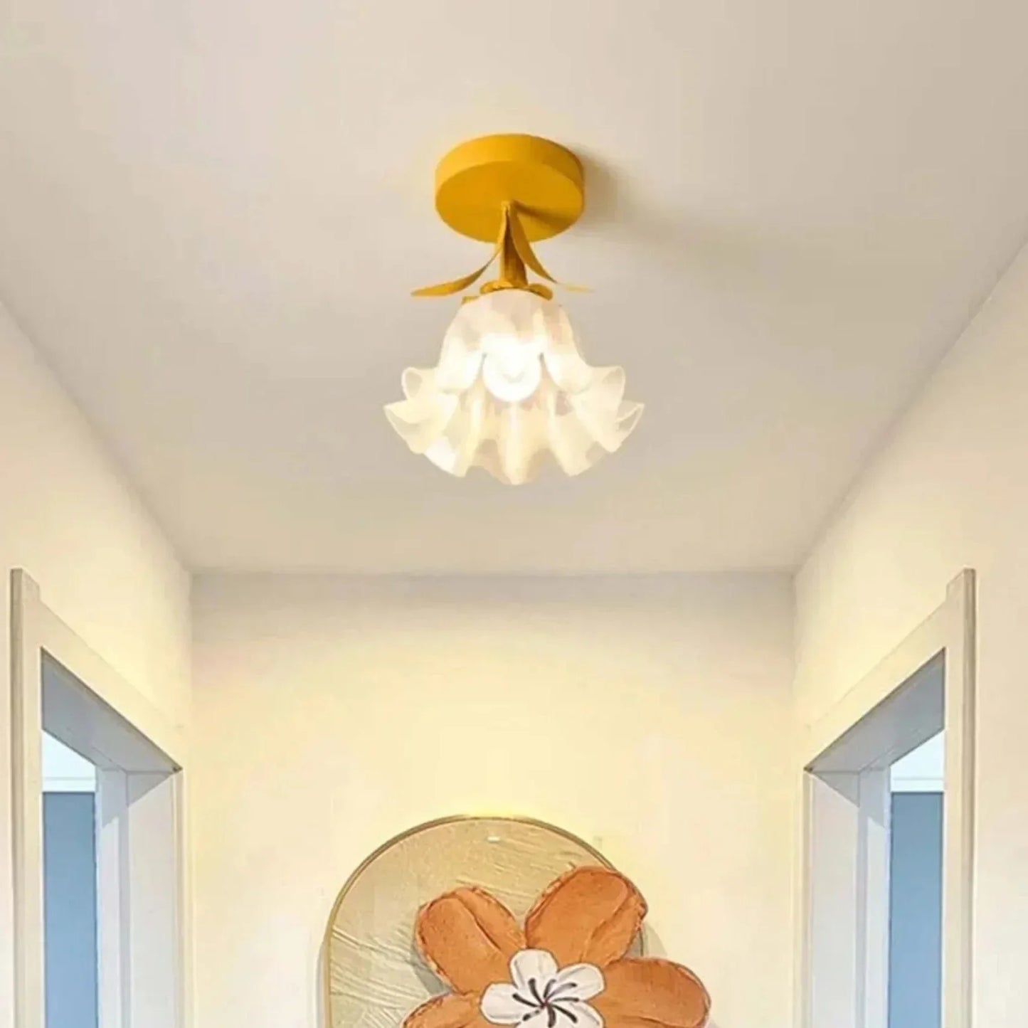 Elegant Ceiling Light for Cozy Home Atmosphere | Modern Design & Warm Glow