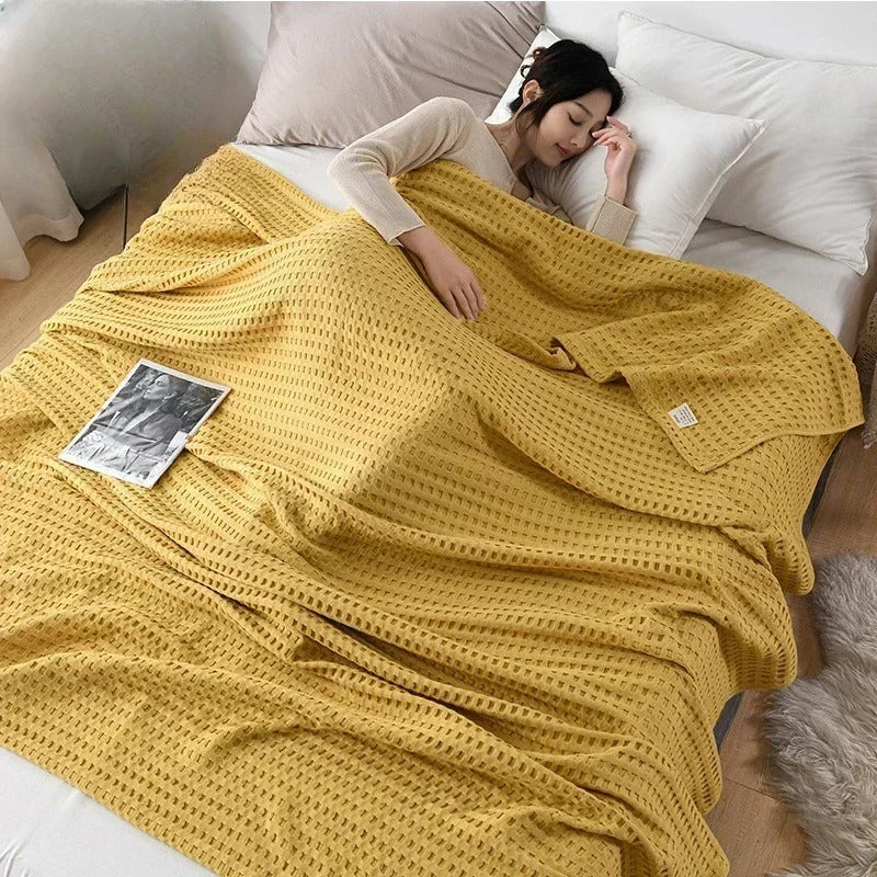 Cozy Multifunctional Blanket for Home and Outdoor Comfort Use