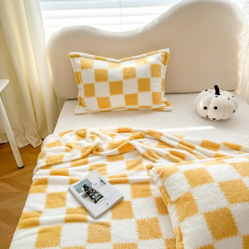 Flannel Fleece Blanket for Home Comfort and Cozy Occasions