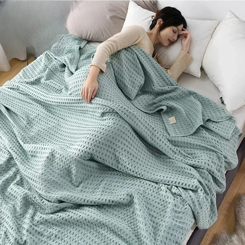 Cozy Multifunctional Blanket for Home and Outdoor Comfort Use