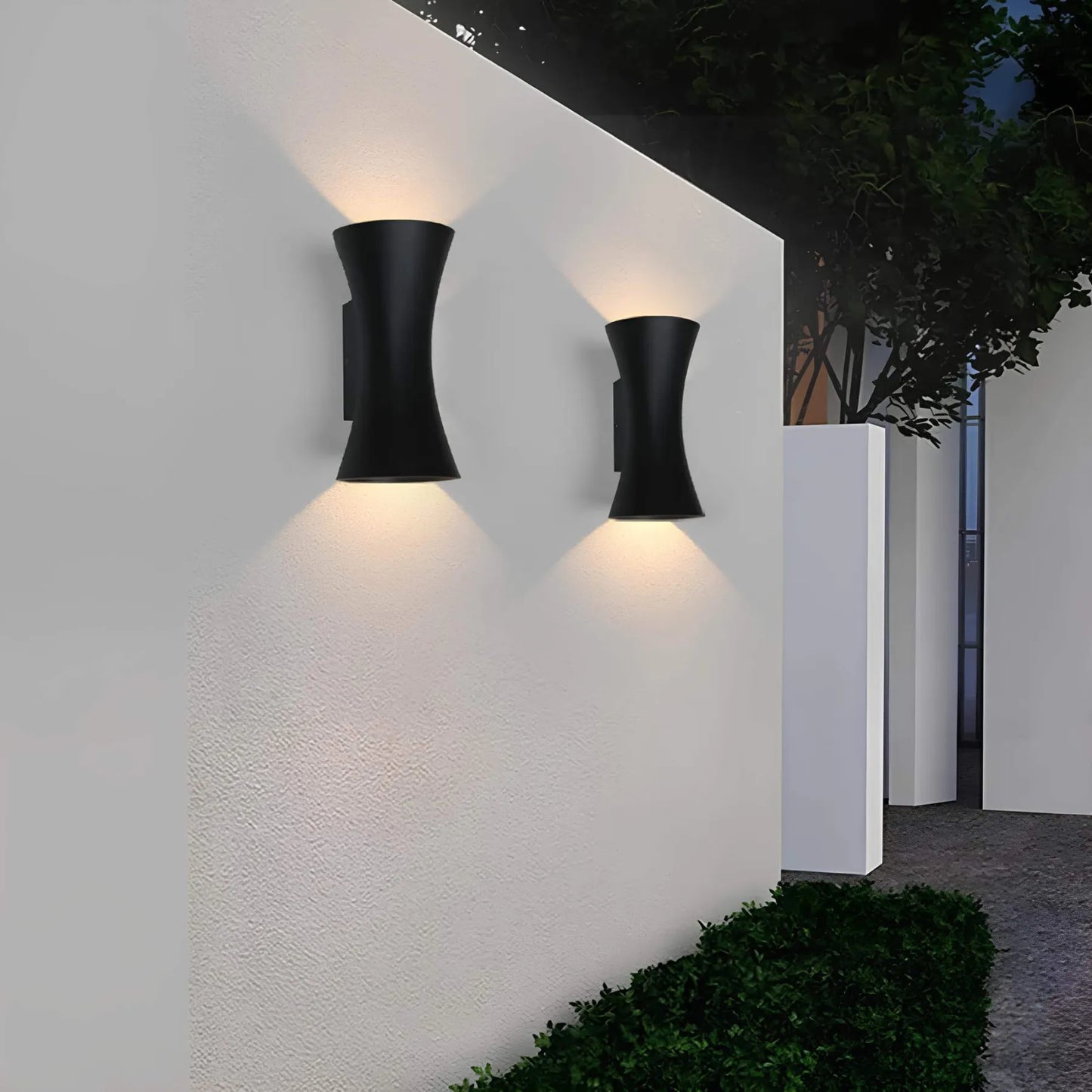 Outdoor Wall Light - Elegant All-Weather Design for Home and Office Use