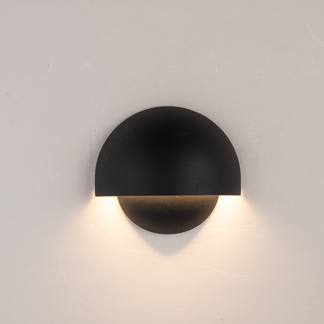 Outdoor Wall Light Warm White Illumination for Modern Home and Office