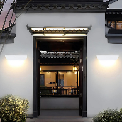 Waterproof LED Wall Light for Outdoor Terrace and Garden Lighting