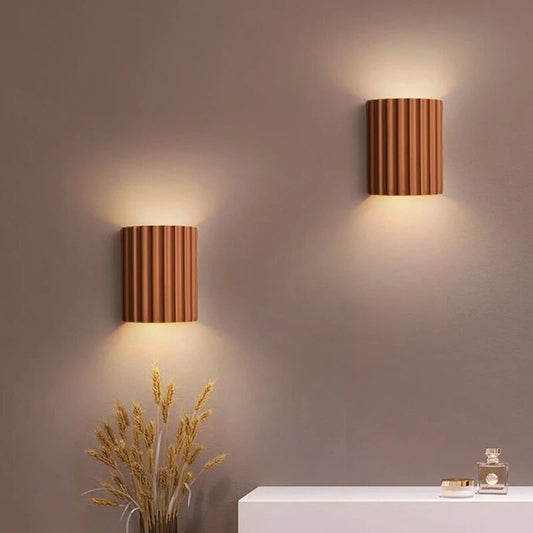 Resin Wall Sconce for Contemporary Home Decor - Stylish Lighting Fixture