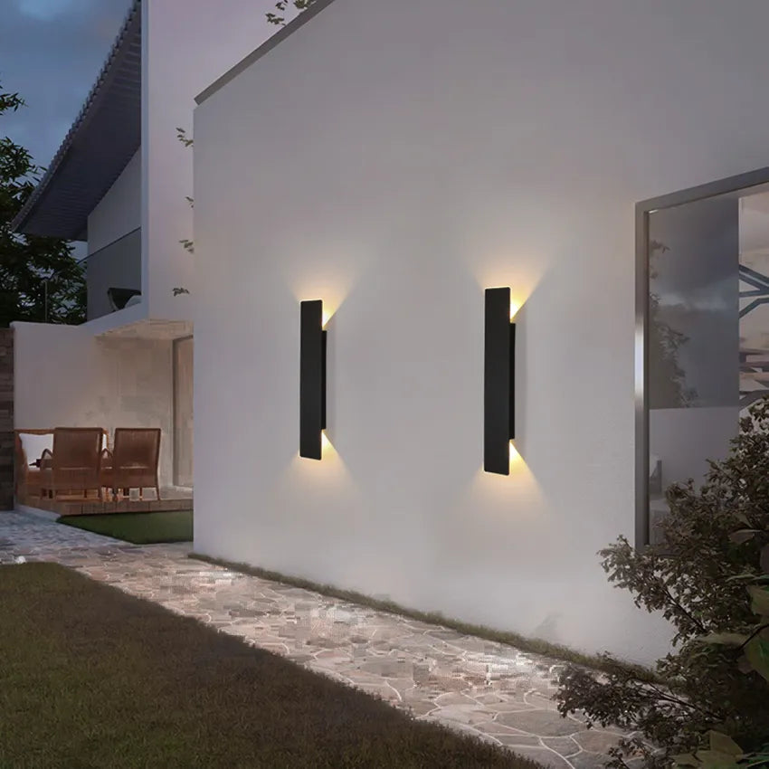 Aluminium Outdoor Wall Light for Home and Garden Illumination