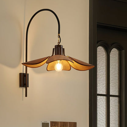 Wall Lamp for Cozy Spaces - Elegant Design for Home and Office Decor