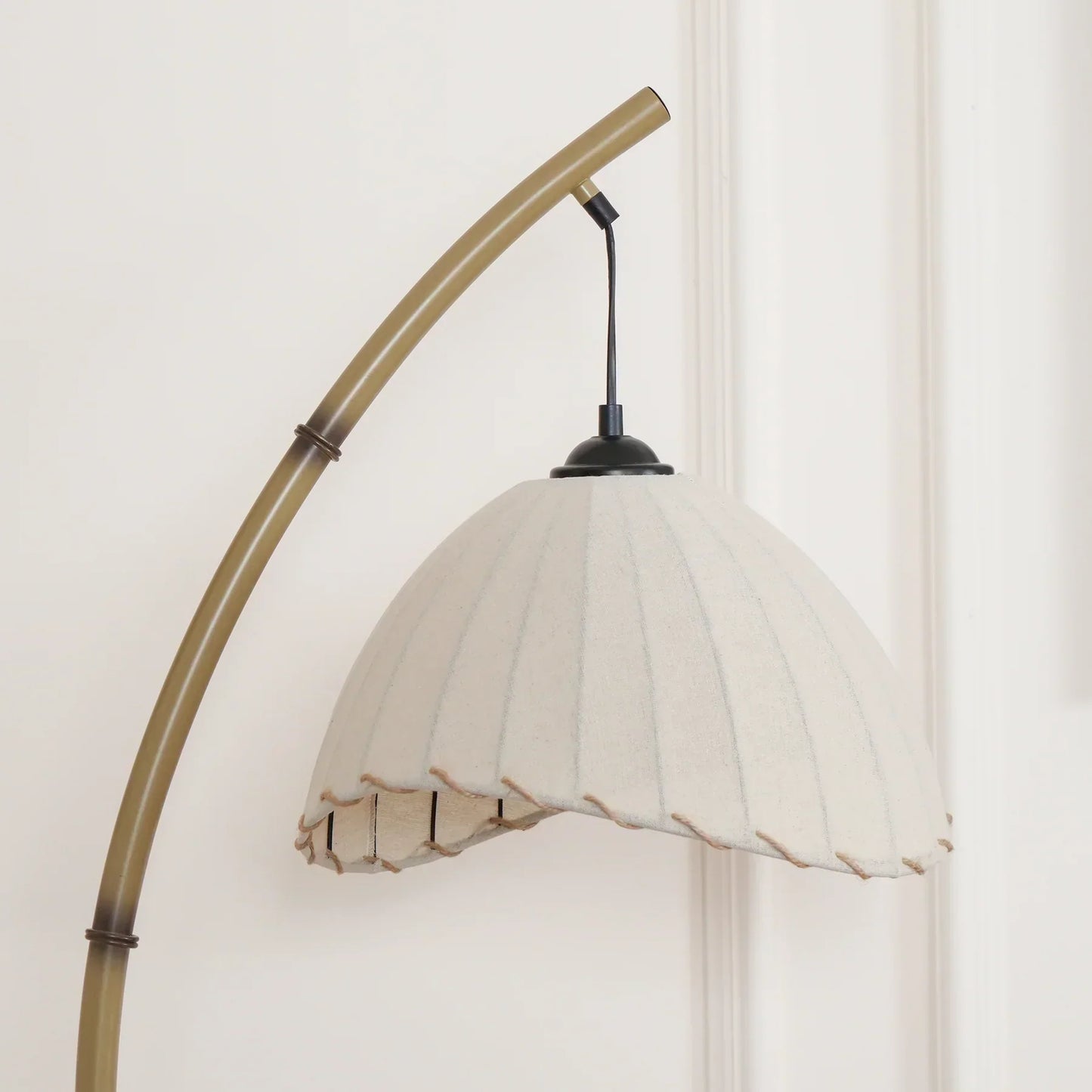Bamboo Floor Lamp for Home Decor - Stylish Japanese Design for Living Room
