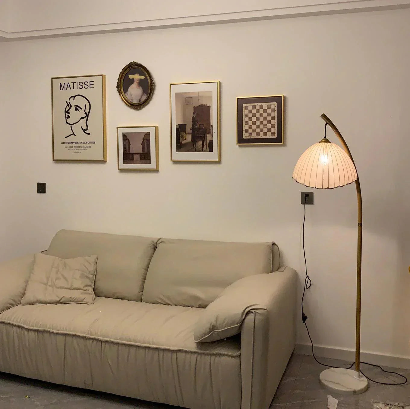 Bamboo Floor Lamp for Home Decor - Stylish Japanese Design for Living Room