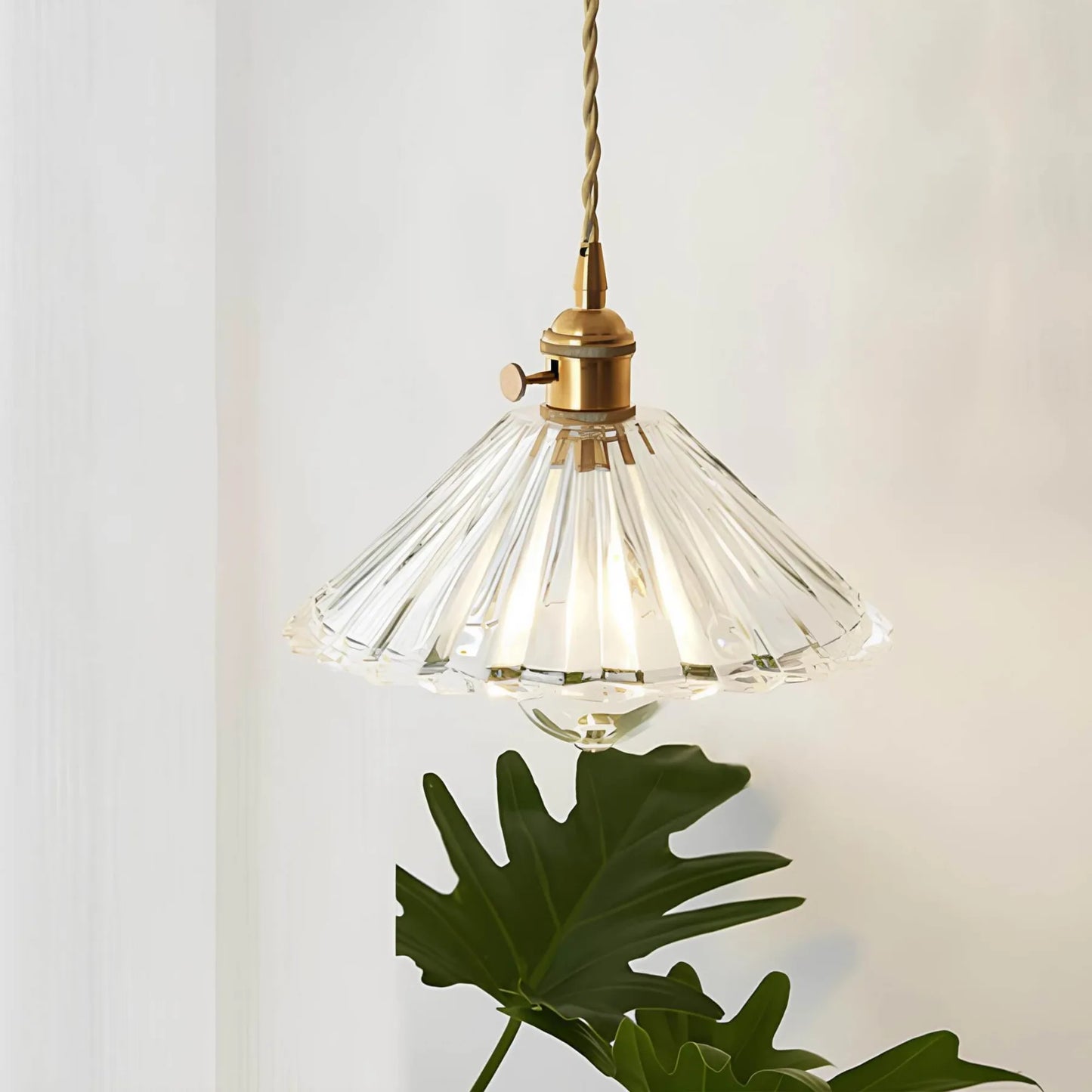 Stylish Pendant Light for Cozy Home Spaces | Modern Design & Warm Ambiance