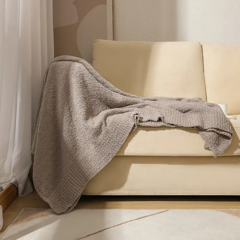 Plush Velvet Blanket for All-Season Comfort and Cozy Home Decor