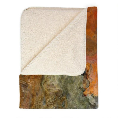 Fleece Blanket with Modern Abstract Design for Cozy Home Decor