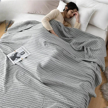 Cozy Multifunctional Blanket for Home and Outdoor Comfort Use