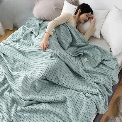 Cozy Multifunctional Blanket for Home and Outdoor Comfort Use