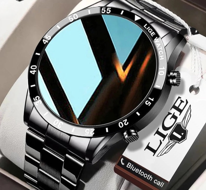 Smartwatch Luxury – Multi-functional Smartwatch with Elegant Design and Features